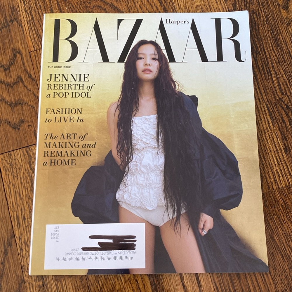 Harper’s Bazaar Magazine - October 2024 - Jennie - NEVER READ! fashion magazines